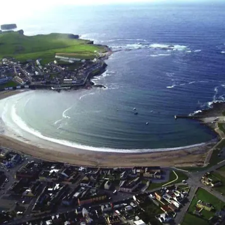 Myles Creek 3* Kilkee