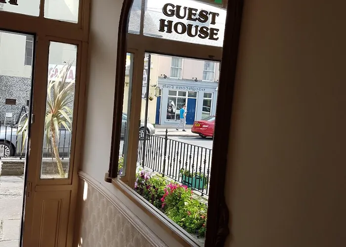 게스트하우스 Myles Creek 3*