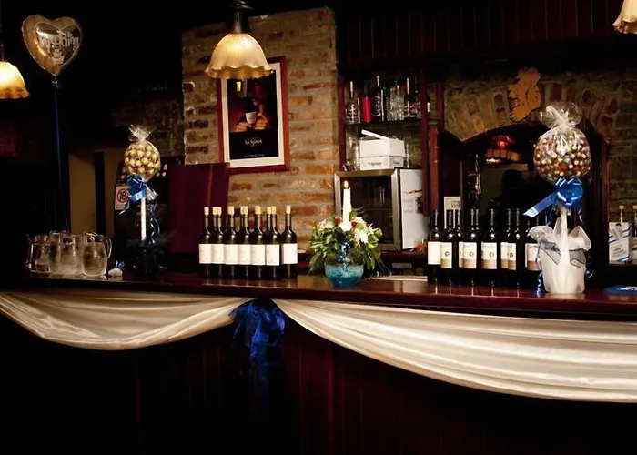 게스트하우스 Myles Creek 3*