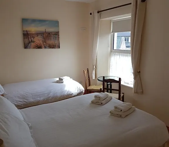 Myles Creek بيت ضيافة 3*