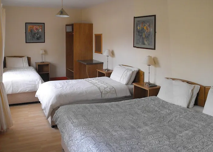 게스트하우스 Myles Creek 3*